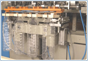 AUTOMATIC PET BLOW MOULDING MACHINE